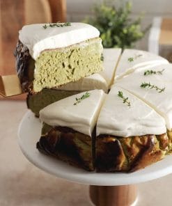 Bánh Matcha Basque Burnt Cheesecake