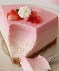 Bánh Mousse Dâu Tây